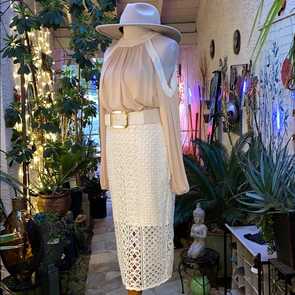 Bardot/Forever 21 Dresses & Skirts - 🤎🤎Lovely 2 Piece Outfit🤎🤎